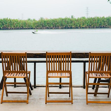 Banyan Tree Hostel Kampot Exterior foto